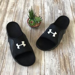 Under Armour Black slides